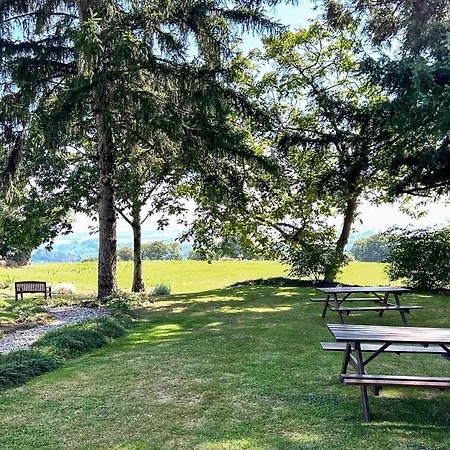 بيت للعطل Lovely In With Swimming Pool Jouqueviel