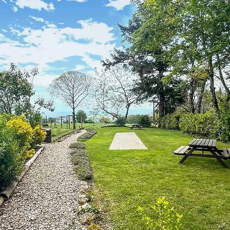 Pet Friendly Home In Jouqueviel *