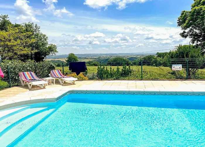 Lovely In With Swimming Pool Casa vacanze