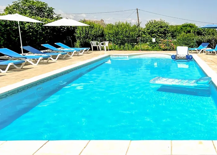 Lovely In With Swimming Pool