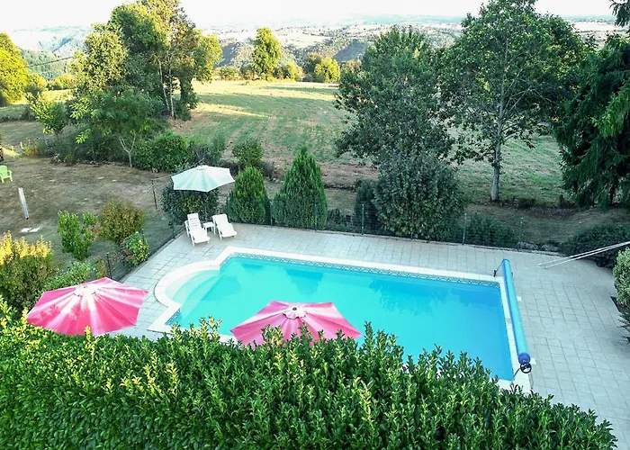 Lovely In With Swimming Pool *