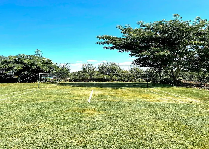 Casa vacanze Lovely In With Swimming Pool