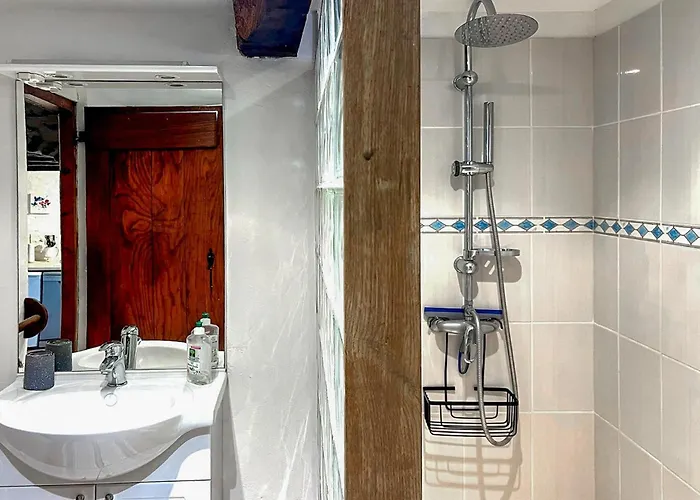 Lovely In With Swimming Pool